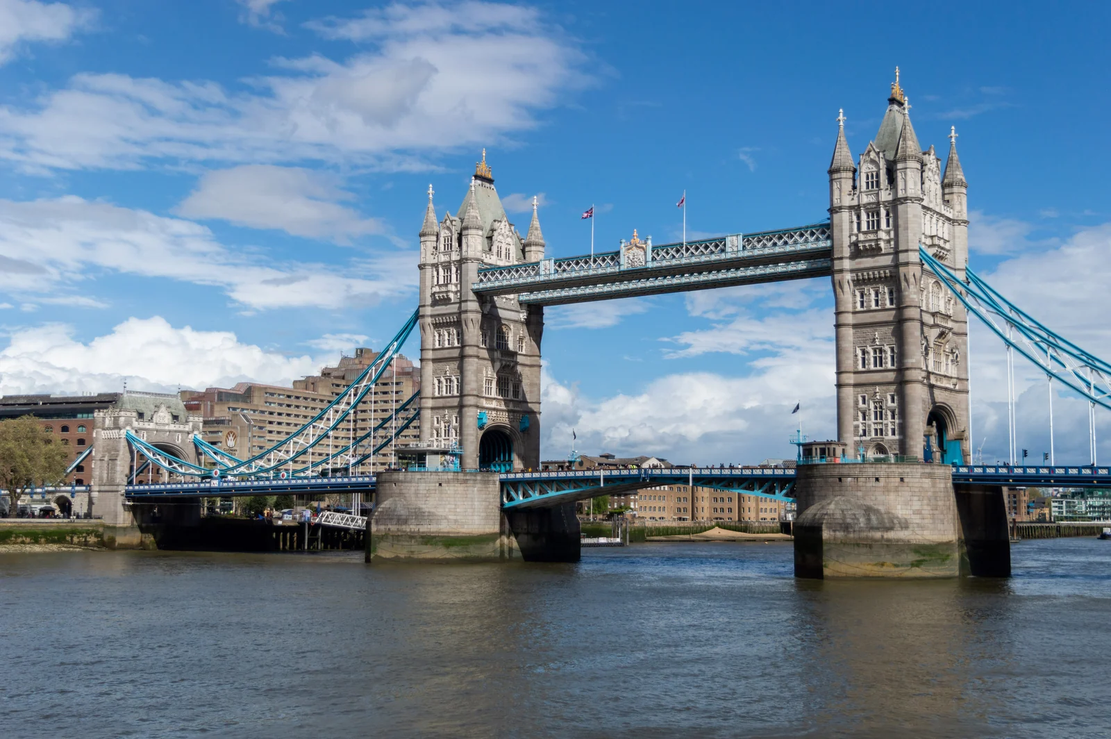 Tower Bridge seen from the south bank of the River Thames